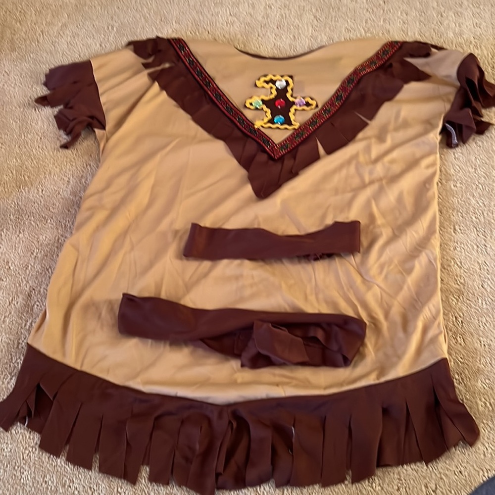 Native American Princess Halloween costume. Child size Medium 8-10 - Picture 2 of 4